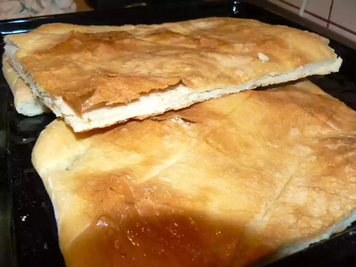 Langos cu usturoi la cuptor