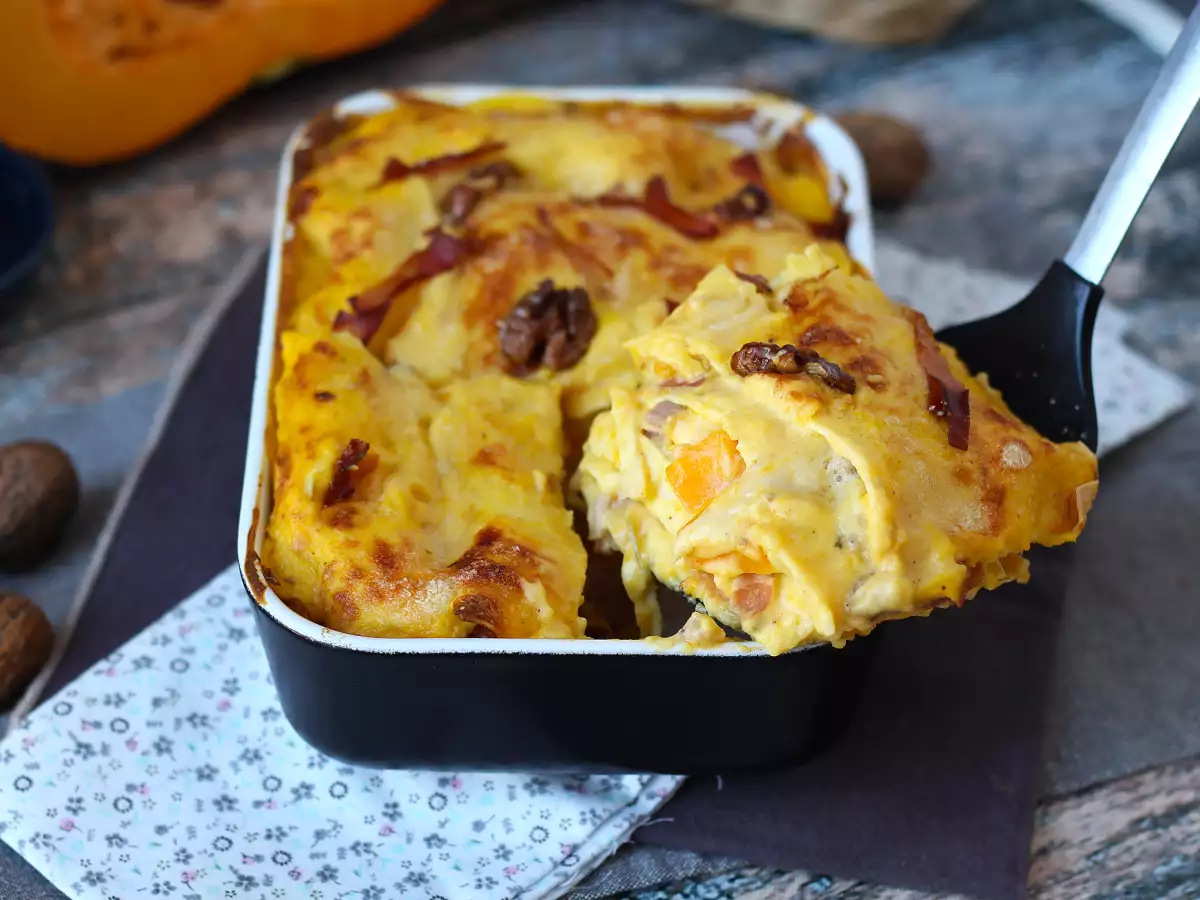 Lasagna cu dovleac, speck și nuci cremoase și crocante - poza 7