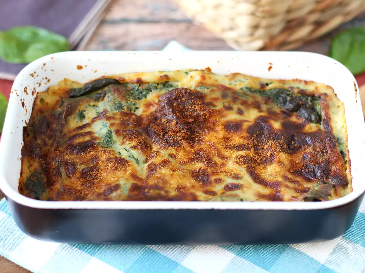Lasagna vegetariană cu spanac și tofu, preparată în Air Fryer - poza 3