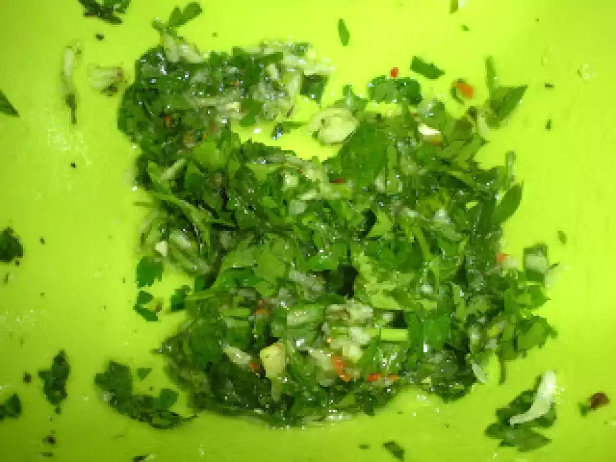 LAVRAKI(BASS) LA CUPTOR - poza 4