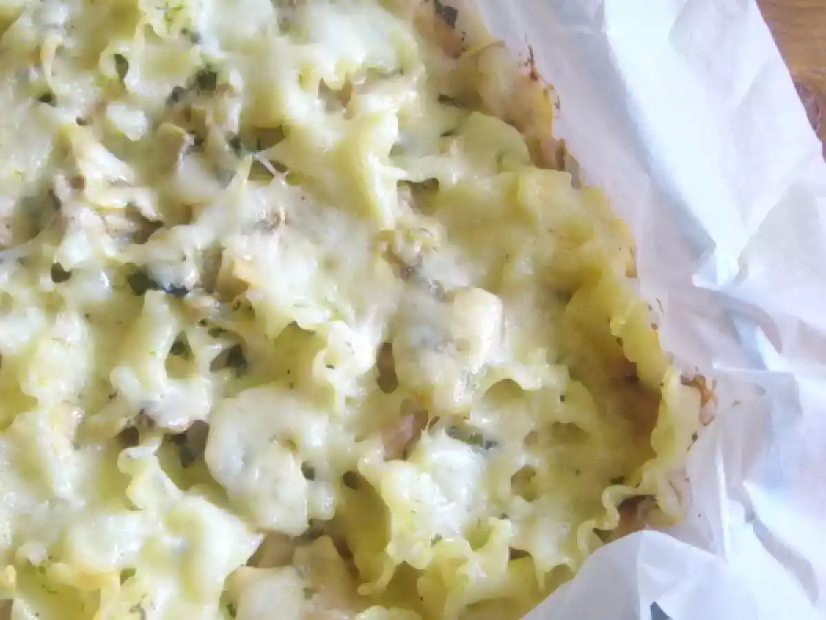 Lazanne cu piept de pui si ciuperci gratinat - poza 2