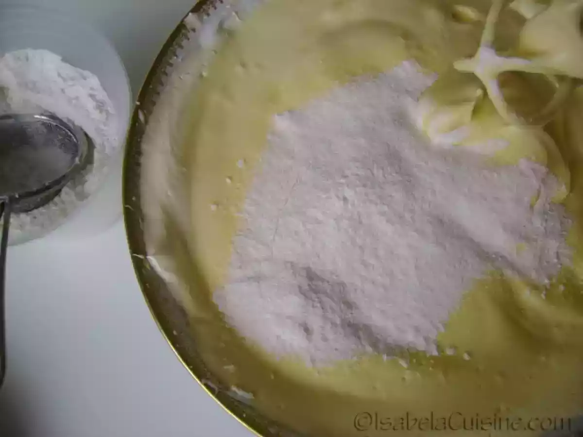 Lectia de gatit N.2 ~ Pandispan pufos - poza 5