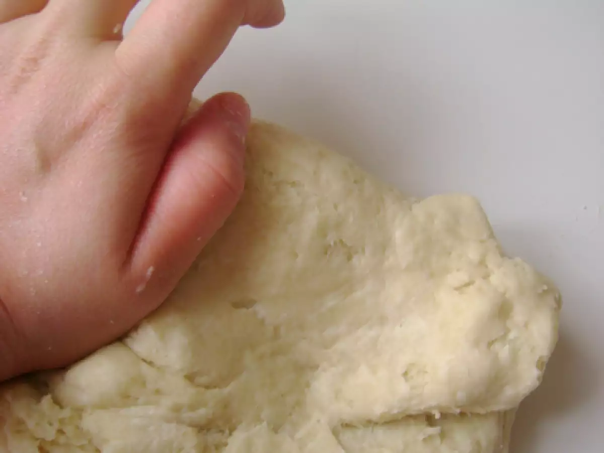 Lectia de gatit N.6 ~ Pasta Brisee - poza 2