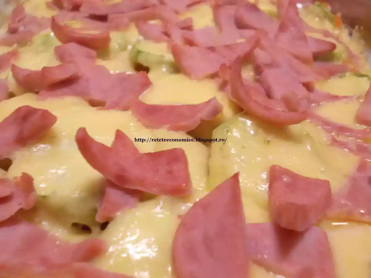 Legume gratinate cu sunca si cascaval - poza 2