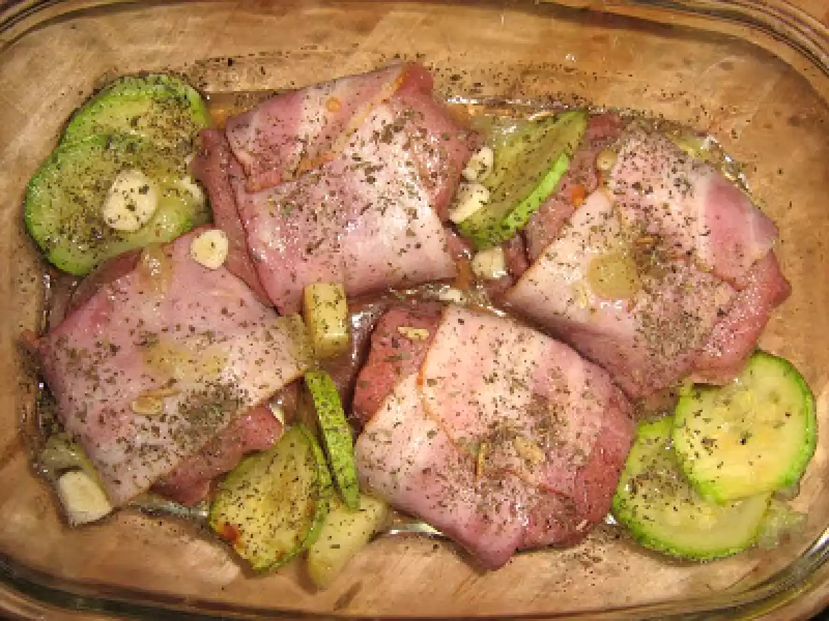 Legume invelite in carpaccio de manzat si bacon - poza 3