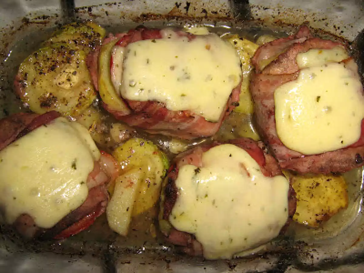 Legume invelite in carpaccio de manzat si bacon - poza 4