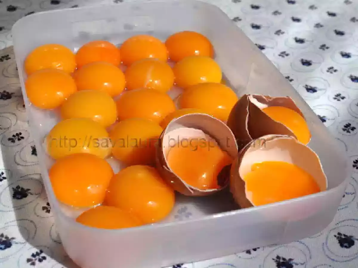 Lichior de oua simplu si de ciocolata - poza 2