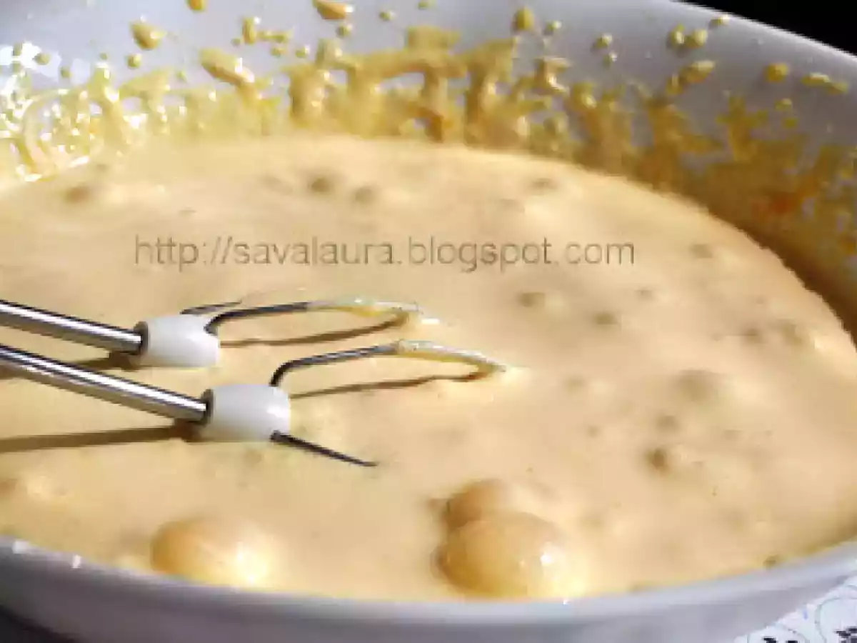 Lichior de oua simplu si de ciocolata - poza 3