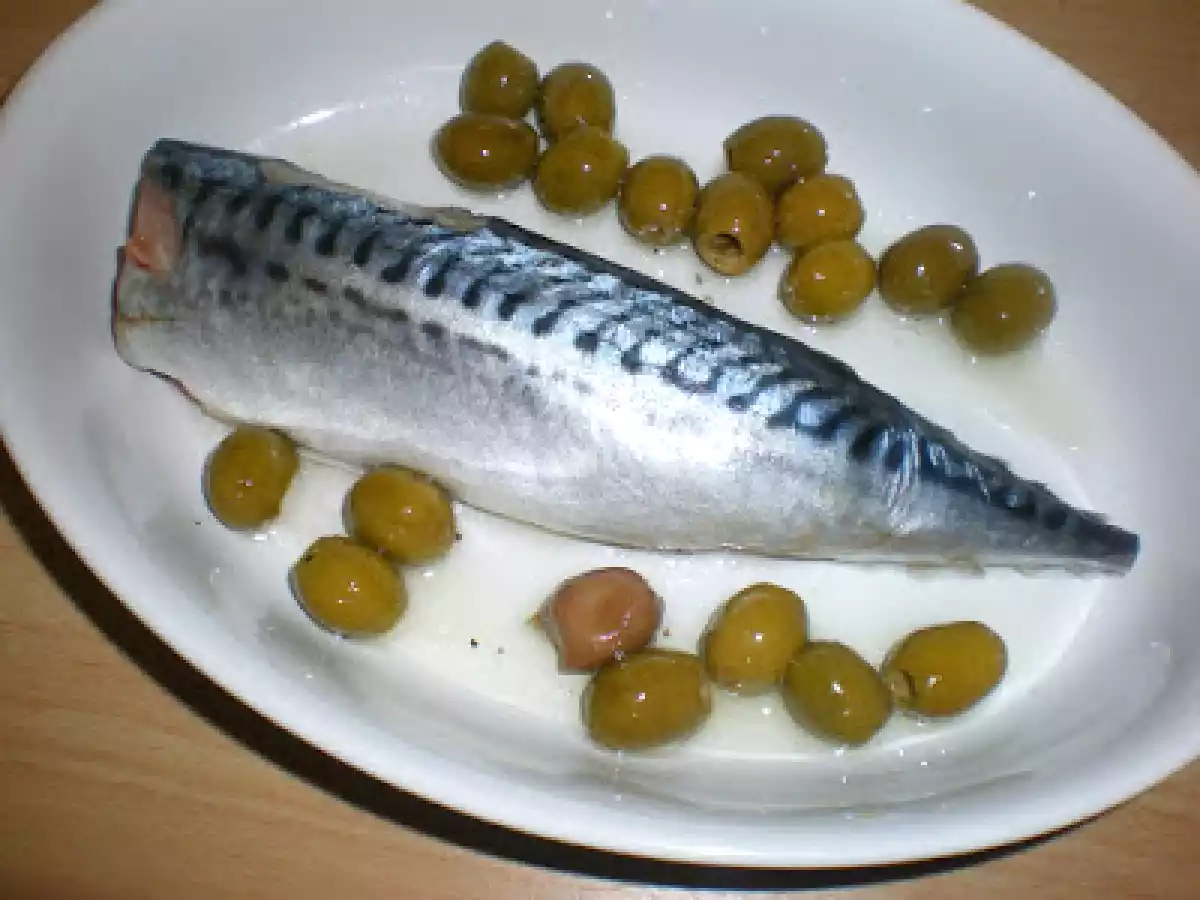 Macrou cu sos la cuptor - poza 2