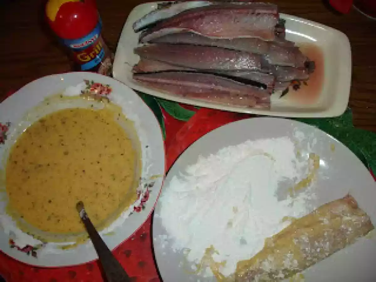 Macrou Pane cu Salata de Cruditati - poza 2