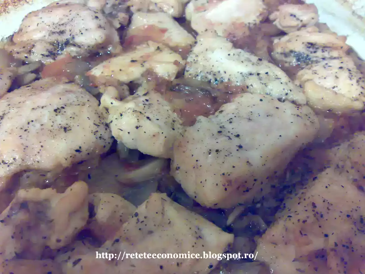 Mancare cu piept de pui si legume