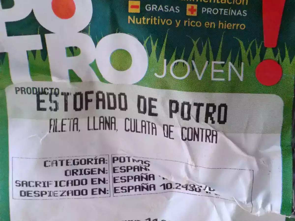 Mancare de carne de cal ( estofado de potro).