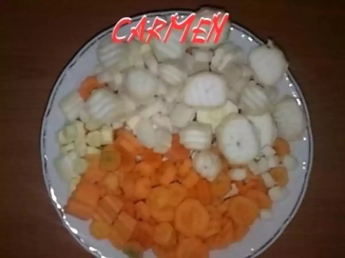 Mancare de cartofi, cu rasol alb de porc - poza 5