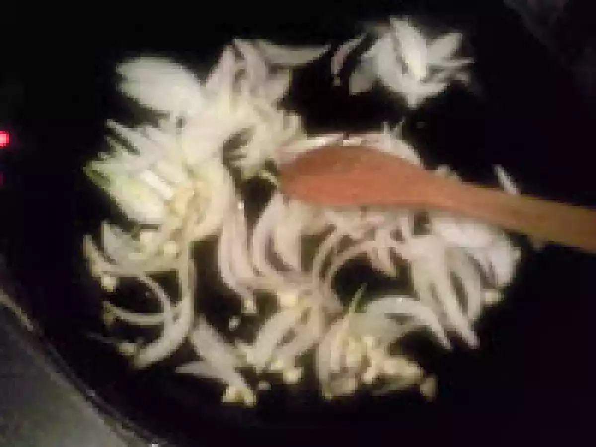 MANCARE DE NAUT SI MAZARE / GUISO DE GARBANZO Y GUISANTES - poza 5