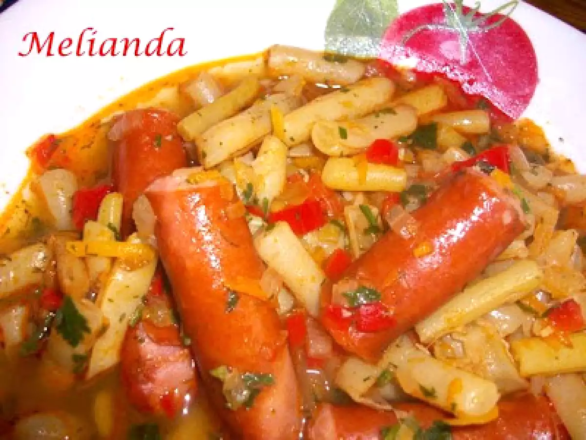 Mancare de pastai galbene cu carnati - poza 9