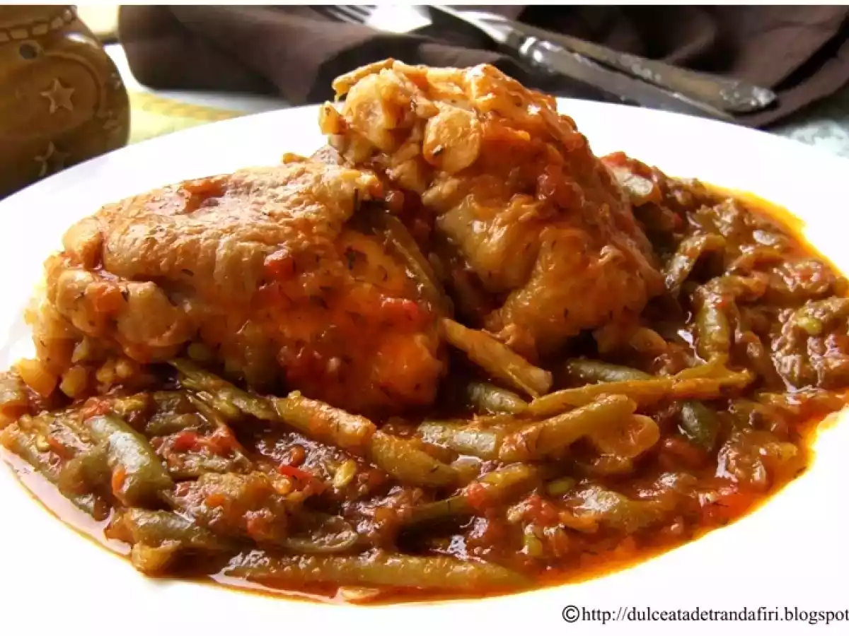 Mancare de pui cu fasole verde