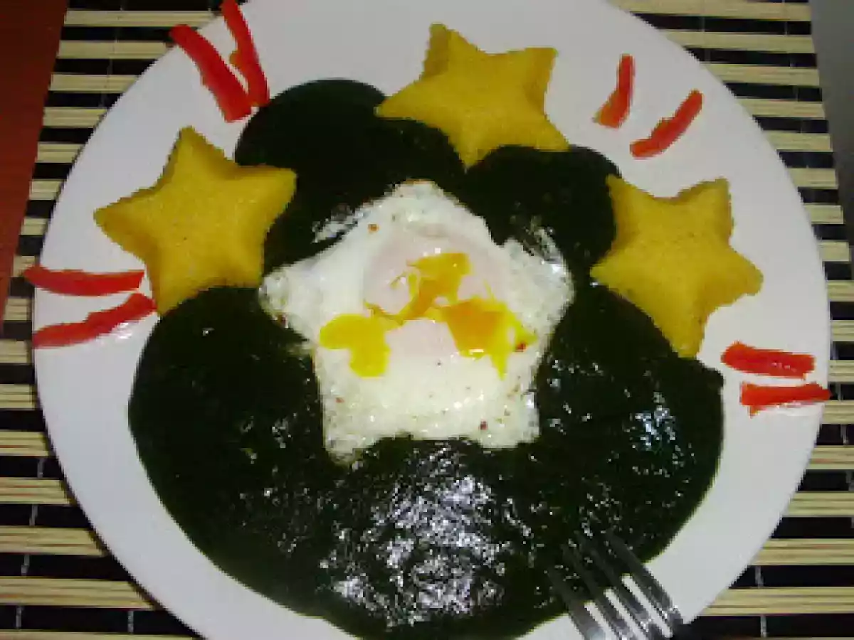 MANCARE DE URZICI ( CA LA MAMA ACASA)..