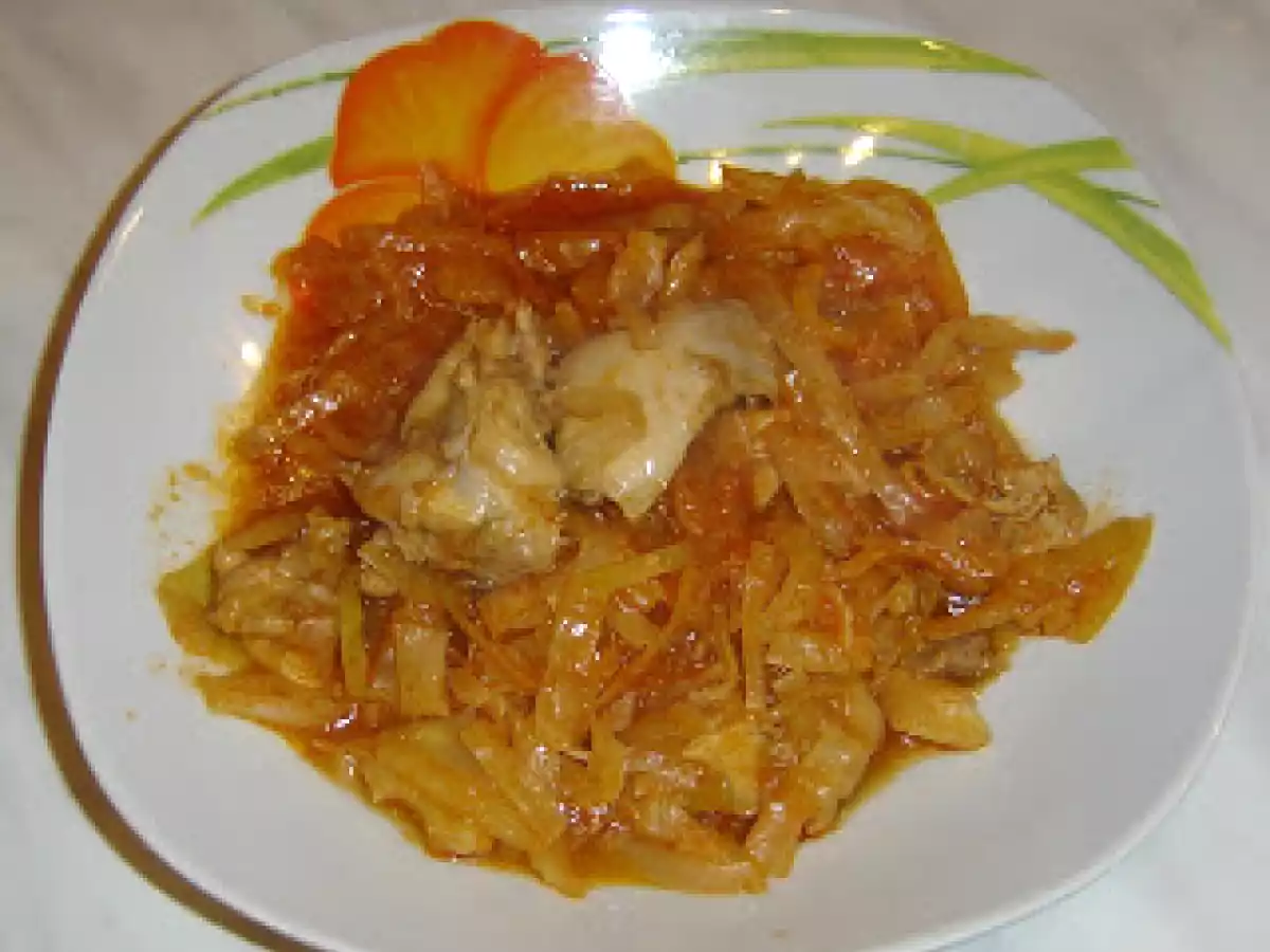 Mancare de varza cu pui