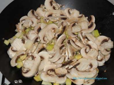 Mancare de vinete cu chec din legume si urda (Montignac) - poza 9