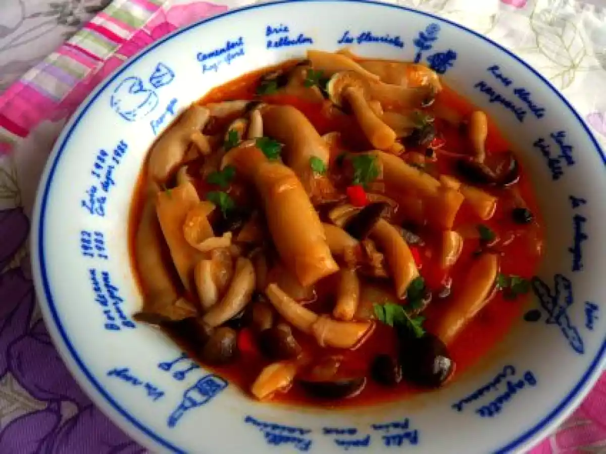 Mancarica de ciuperci ca la bunica