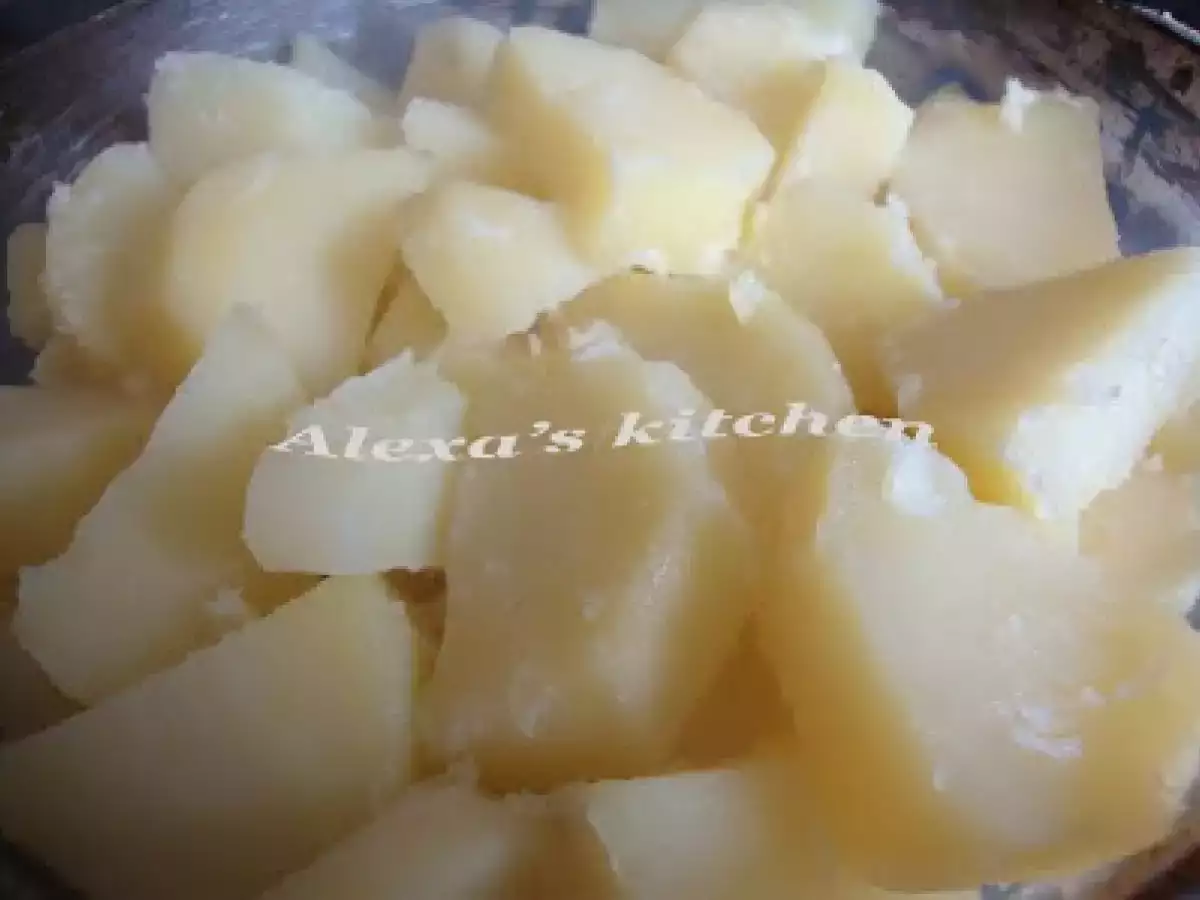 Manzat la tava cu garnitura gratinata - poza 5