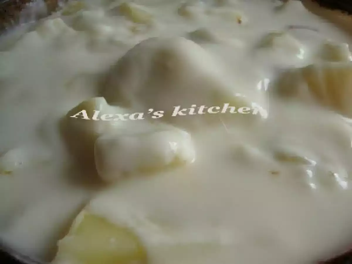 Manzat la tava cu garnitura gratinata - poza 6