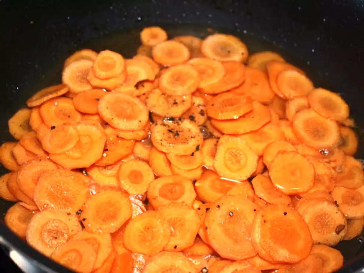 Medalioane de porc cu sos de smantana & mustar - poza 4