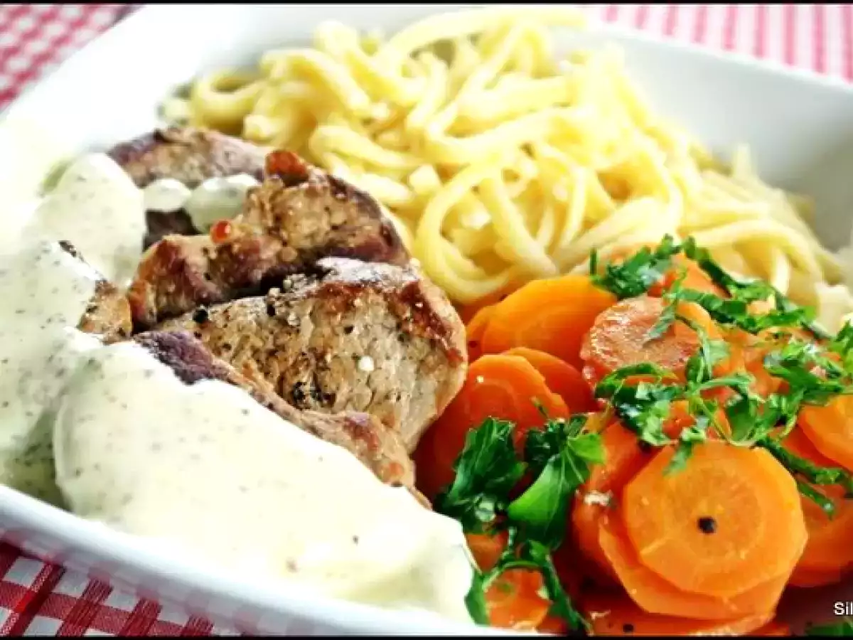 Medalioane de porc cu sos de smantana & mustar - poza 6