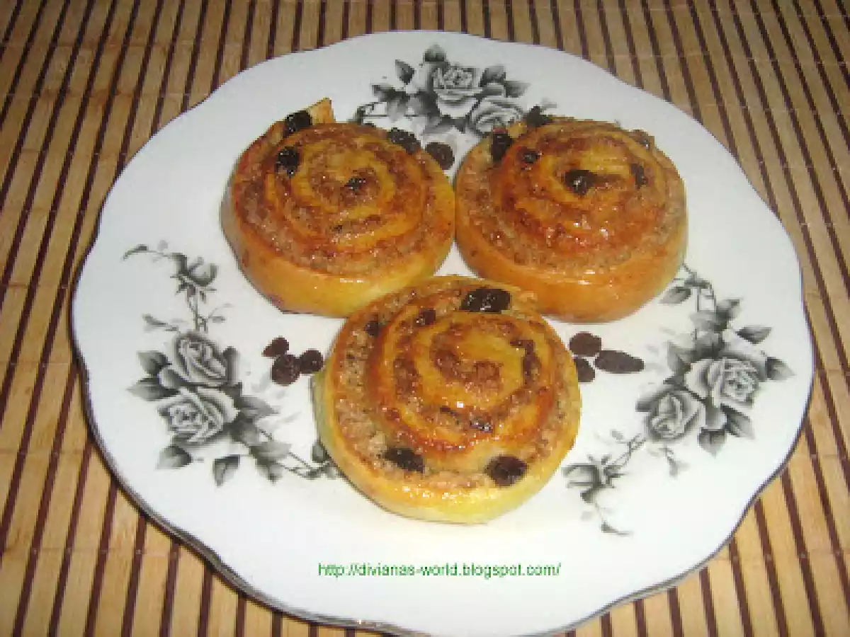 MELCI CU NUCA SI STAFIDE - poza 13