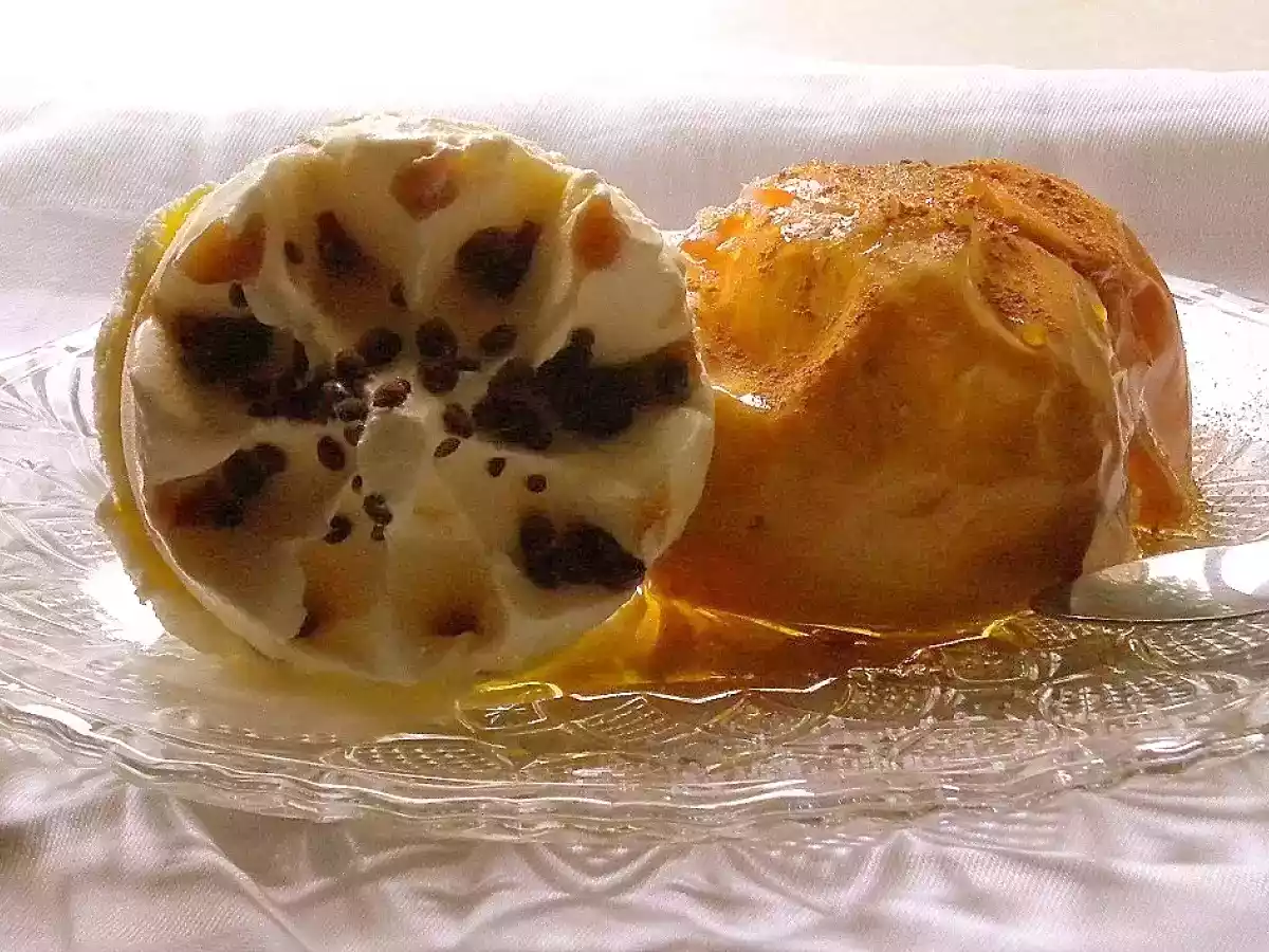 Mere coapte si inghetata de vanilie