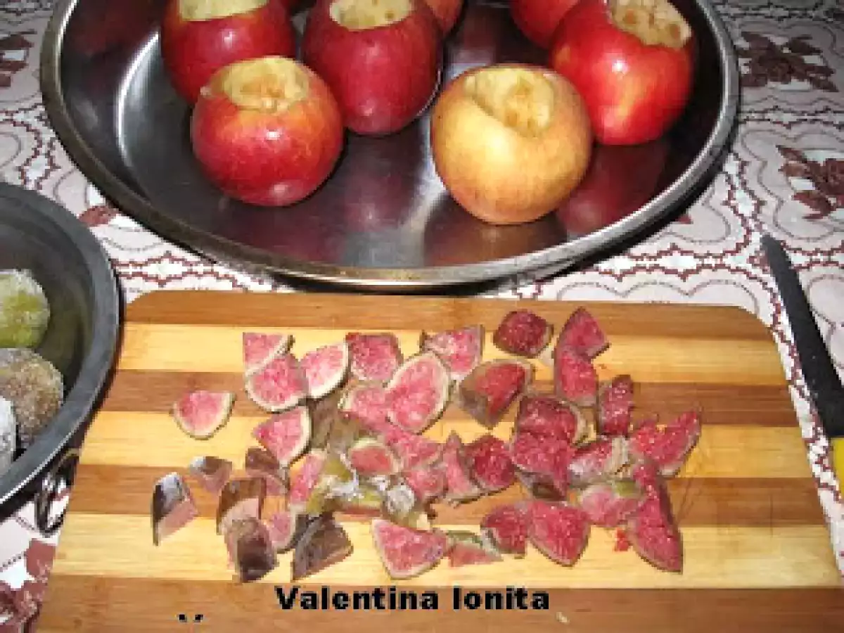 MERE COAPTE UMPLUTE CU SMOCHINE - poza 5