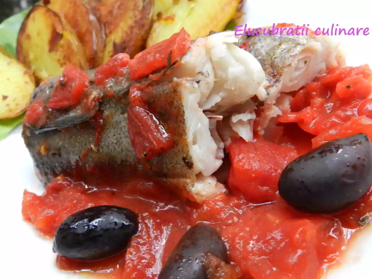 Merluciu cu roșii și măsline