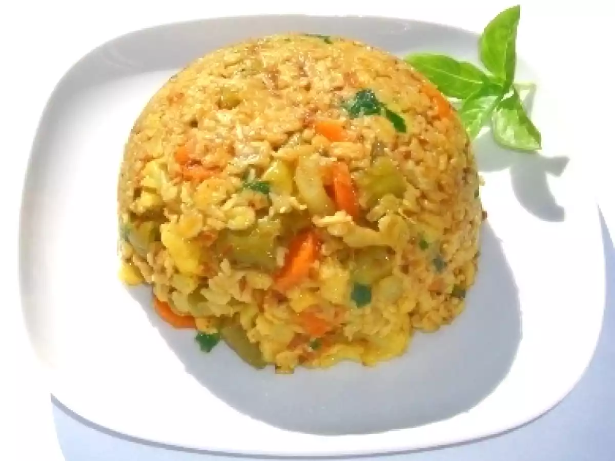 Mic dejun indian - Fulgi de ovaz cu legume