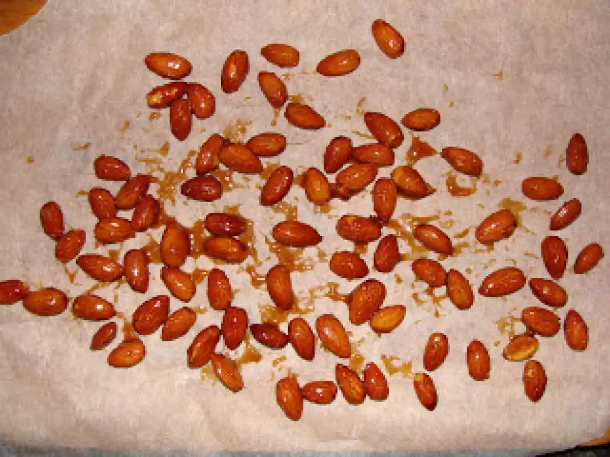 Migdale caramelizate - poza 2