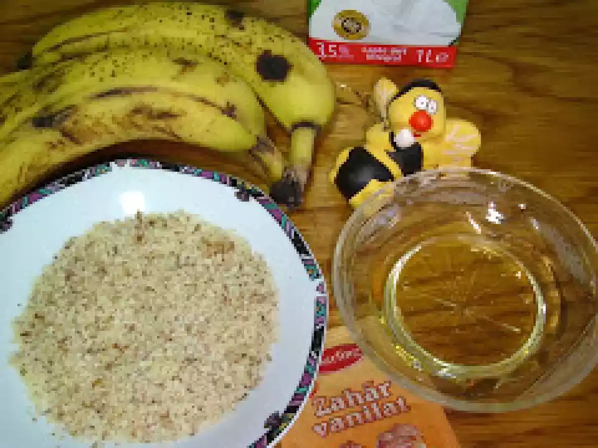 Milkshake de banane cu nuca si miere - poza 2