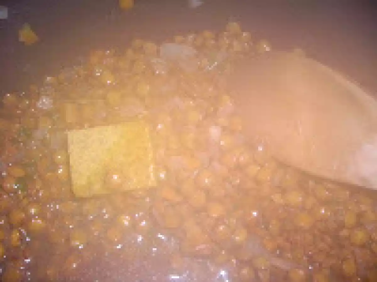 Mincarica de linte cu picior de porc - poza 2