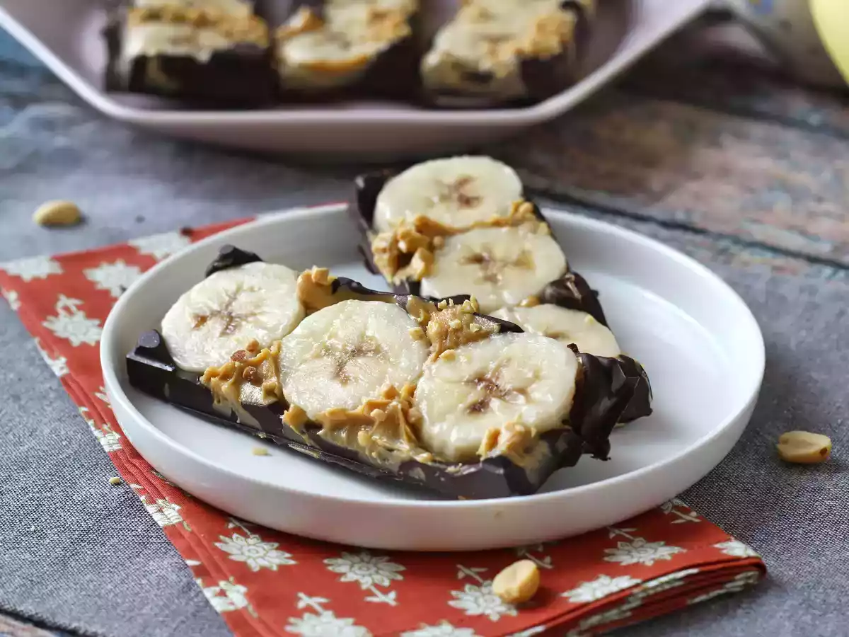 Mini batoane cu banane, unt de arahide și ciocolată, ultra gustoase, fără zahăr adăugat - poza 6