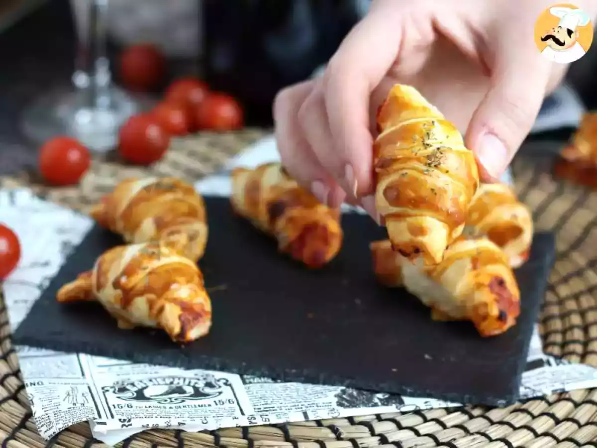 Mini croissante aperitiv