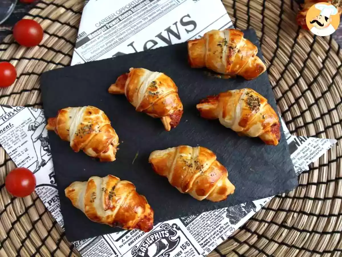 Mini croissante aperitiv - poza 4