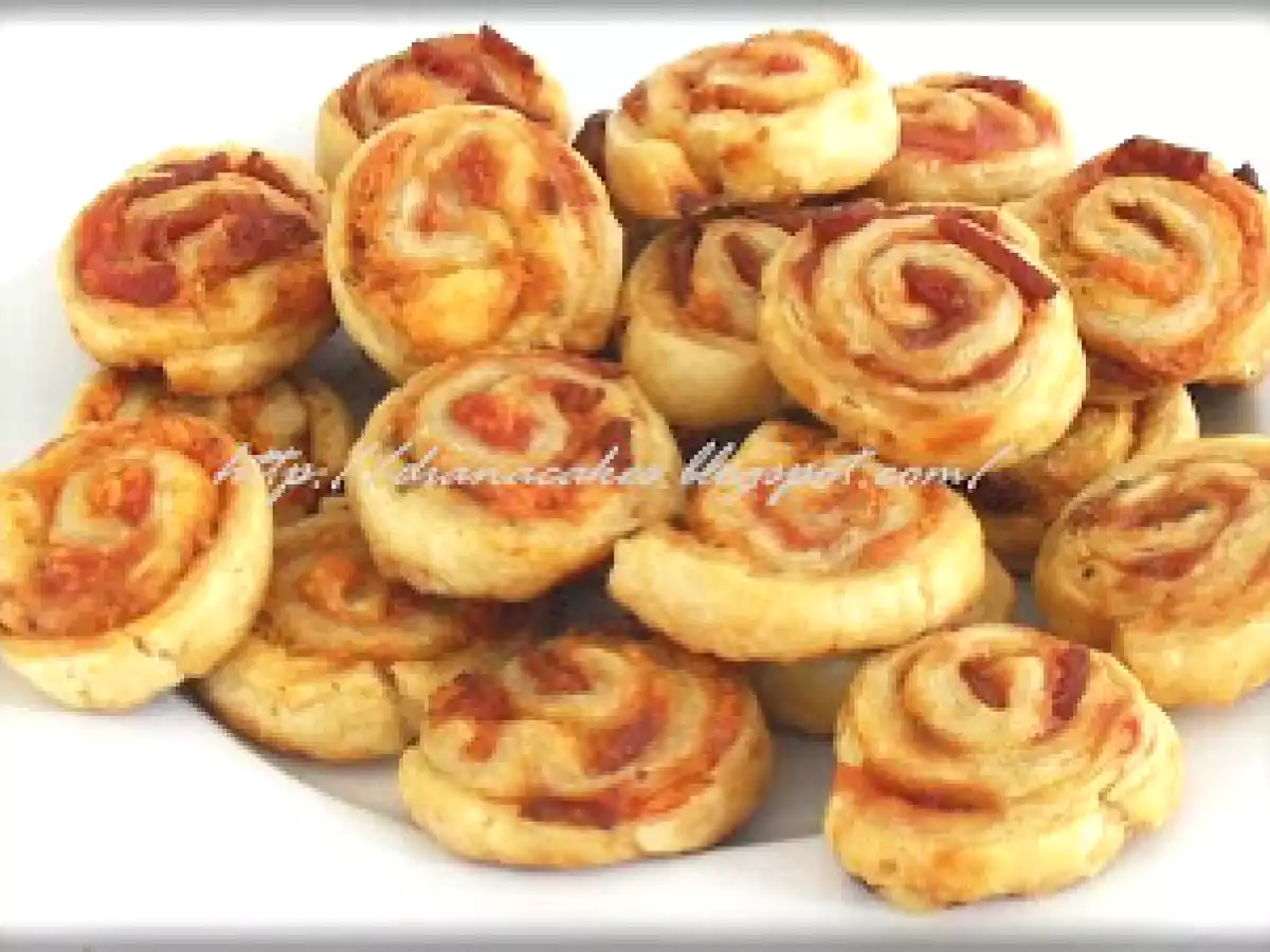 Mini-pizza in foietaj