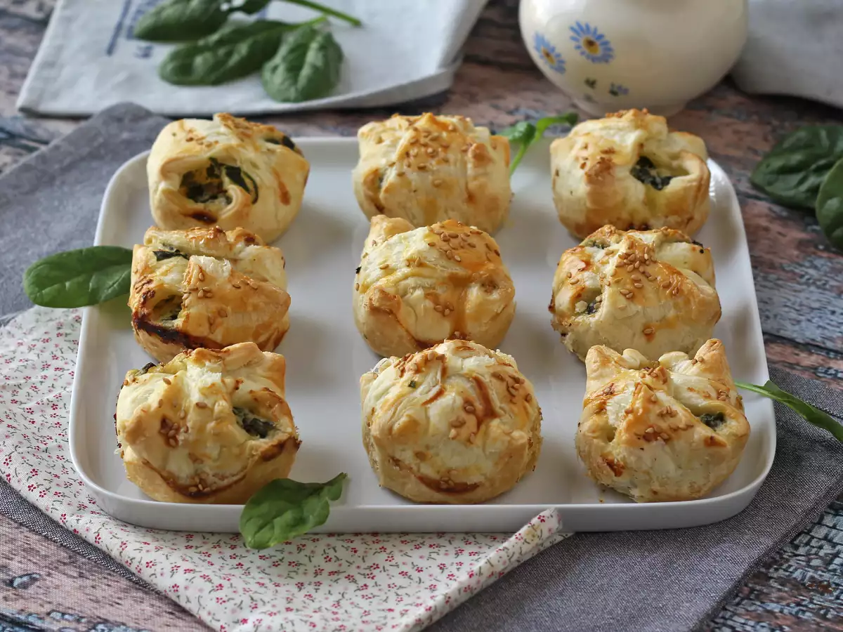 Mini plăcinte pufoase cu spanac și brânză de capră - poza 5