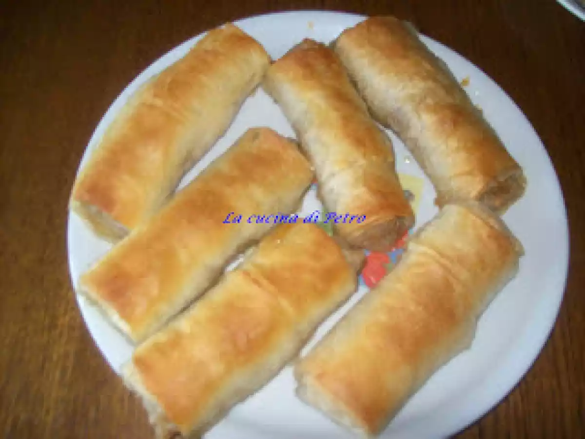 Mini strudele cu mere