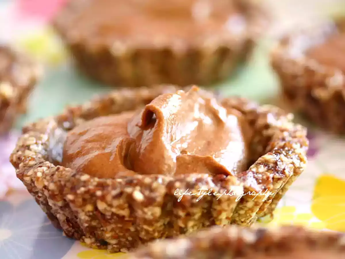 Mini tarte cu cirese/capsuni/visine