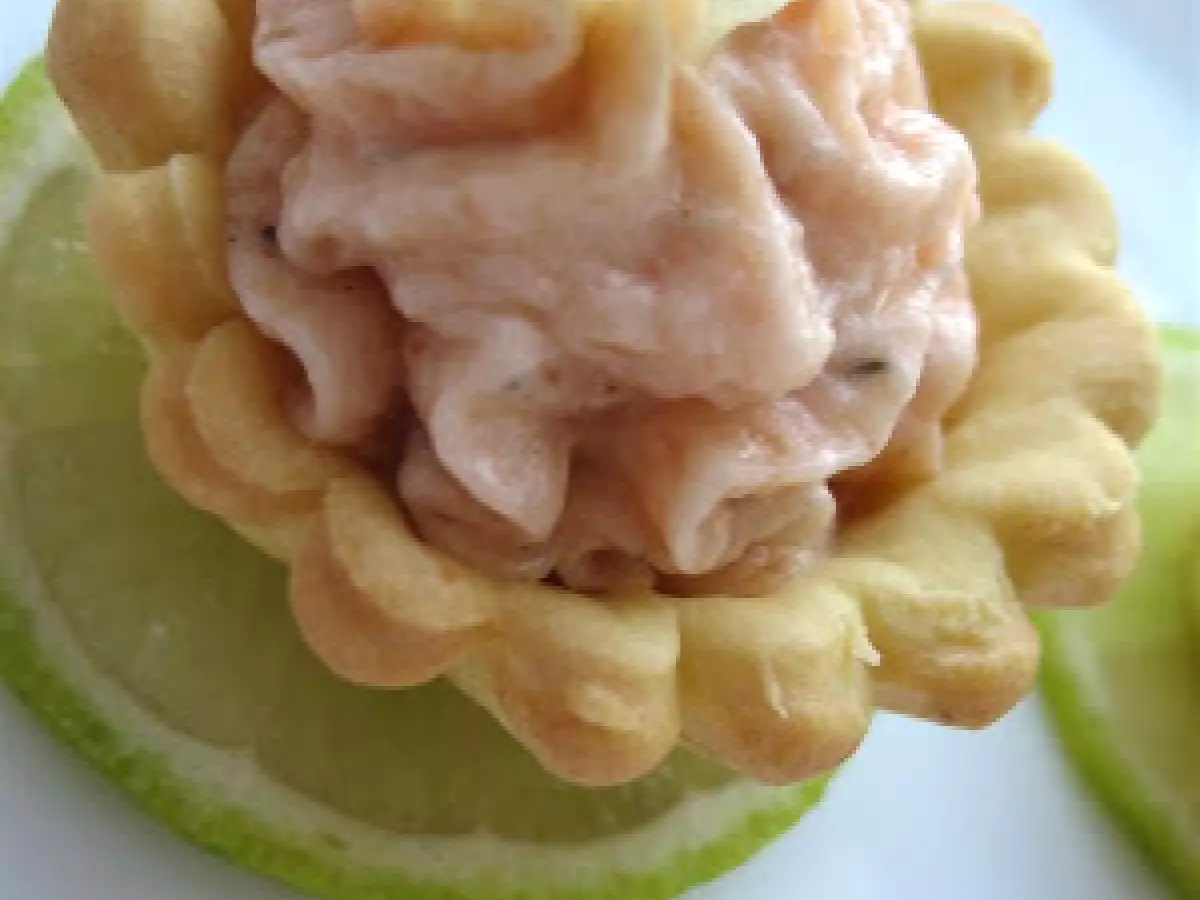 Mini tarte cu mousse de somon - poza 2