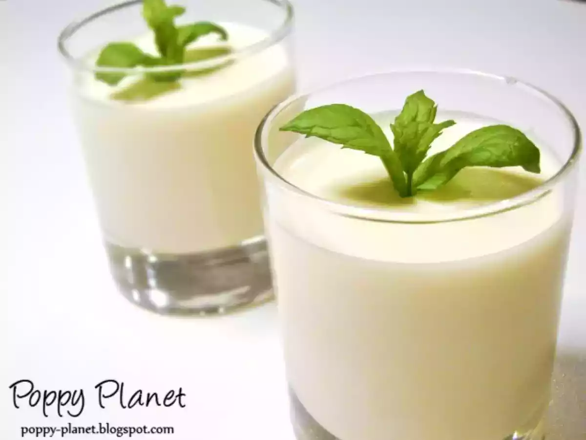 Mousse de ciocolata alba si menta
