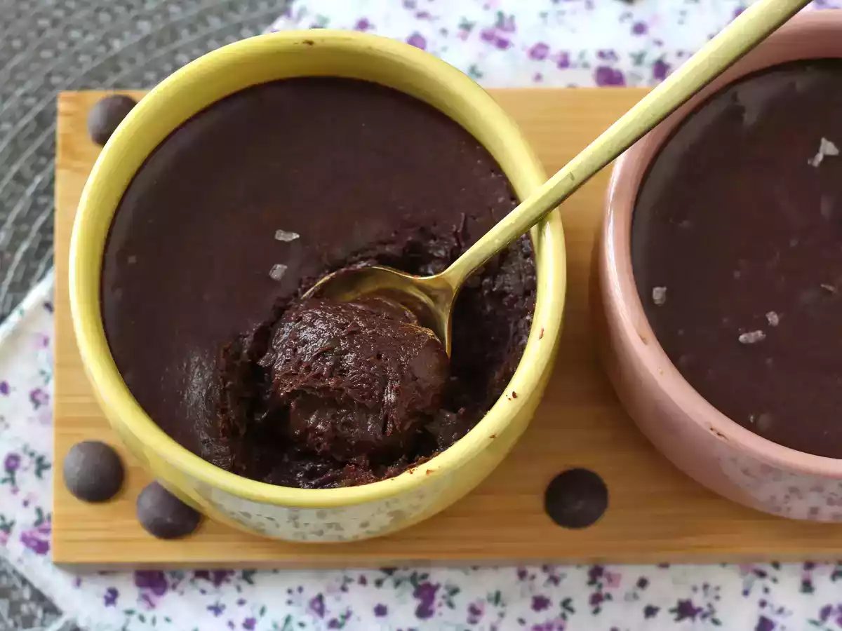 Mousse de ciocolată perfectă, ultra gourmet, cu un strop de sare - poza 9