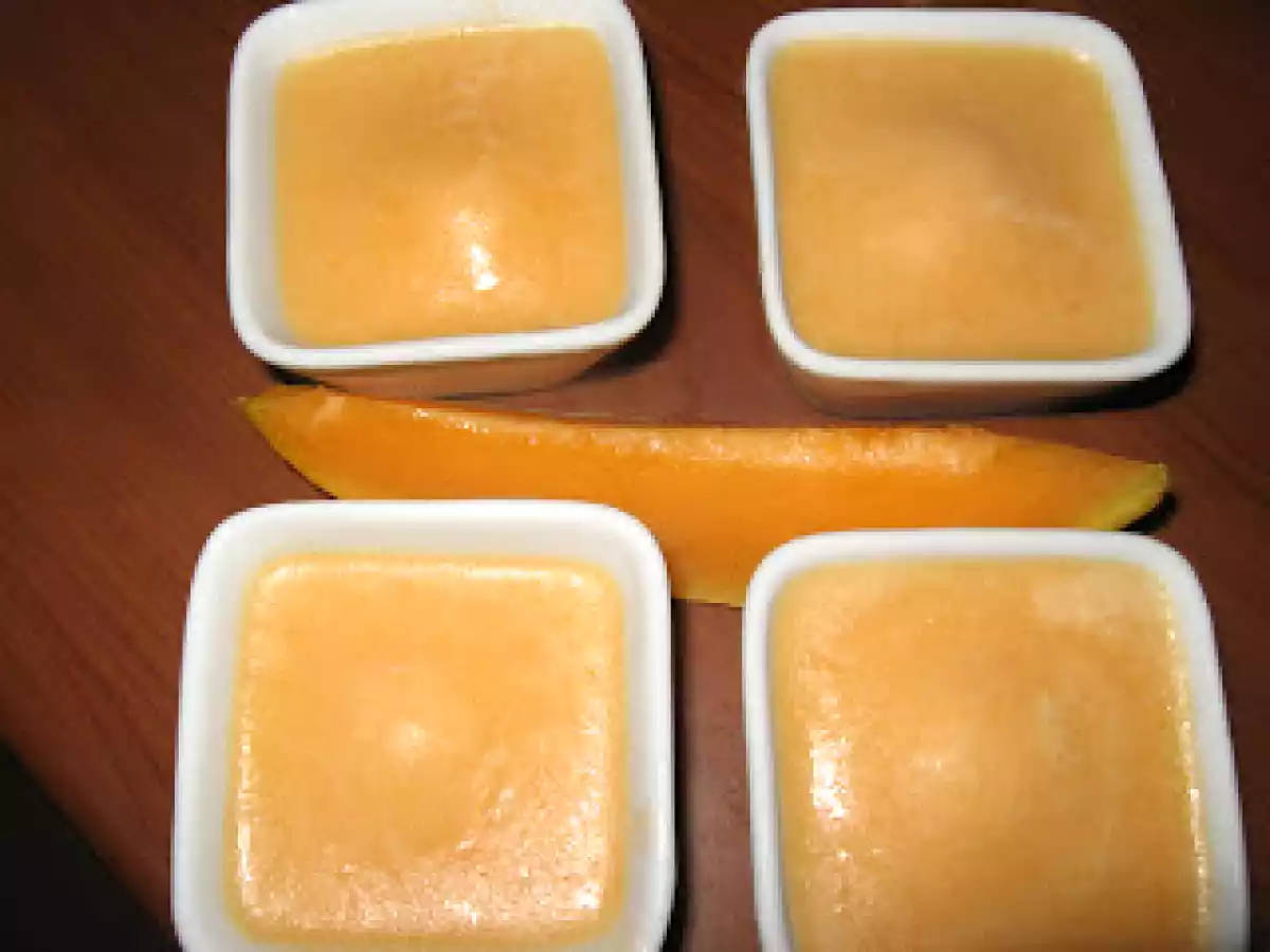 Mousse de pepene galben