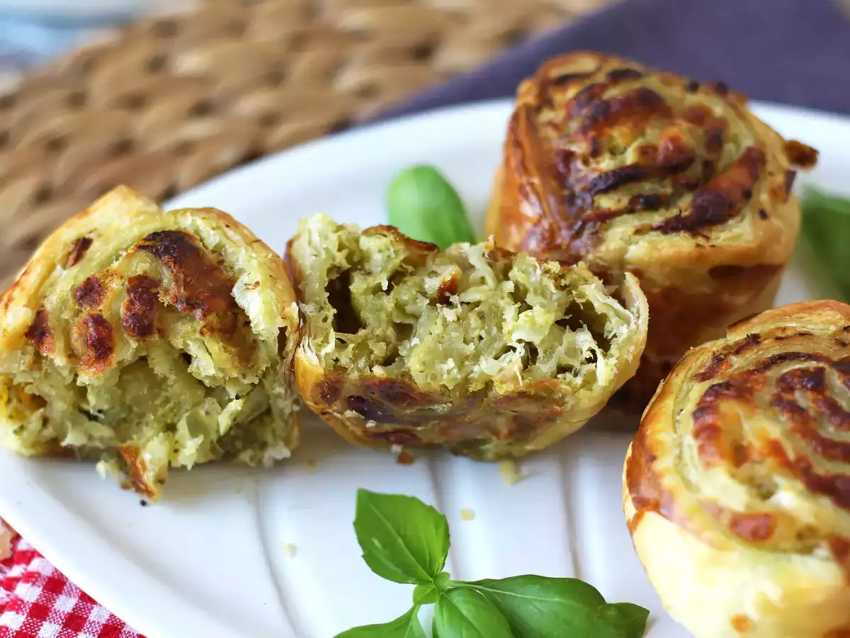 Mozzarella și pesto in foitaj la Air Fryer, gata în 15 minute! - poza 3