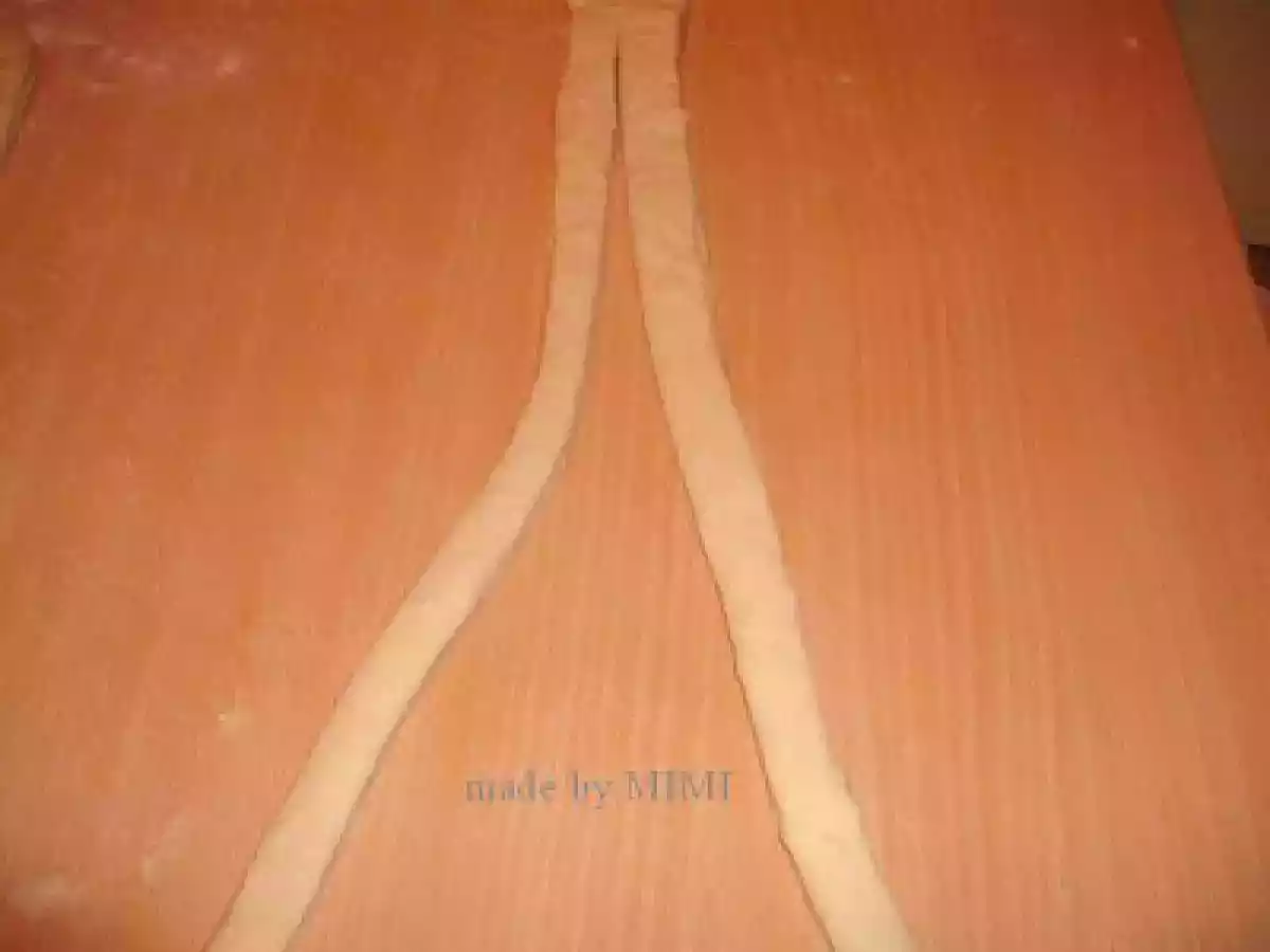 MUCENICI (DE POST) - poza 6