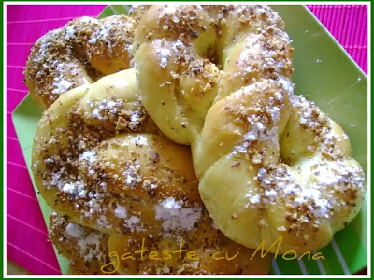 MUCENICI MOLDOVENESTI - DE POST - poza 2